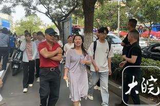 奇才主帅谈加福德：他打得很棒 帮助我们保持了比赛的悬念